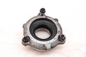 420232340 Can-am 07 Outlander 800 Xt 4x4 Rear Engine Output Bearing Cover