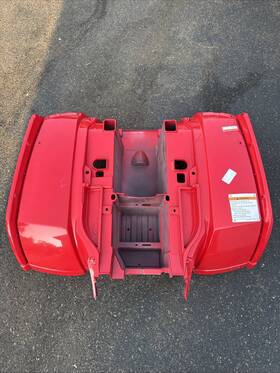 9050-040017-1b50 Cf-moto Cforce 500 18 Fender Rear Red 9cr6-043021