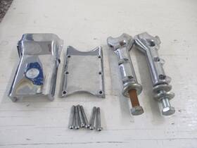 56167-96 Harley Davidson 1999 Sportster Xl 1200 C Custom 4.5 Inch Handlebar Riser With Cover