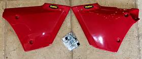 118972 Honda Atc 250es 250 Big Red Aftermarket Left And Right-side Body Panels 1985-1987
