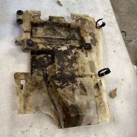 17515-hn5-m40 Honda 17515-hn5-m41 Rancher 350 Fm 04 Heat Shield Fuel Tank 43243