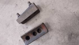 50815-961-000 Honda 1981-1982 Atc250r Rear Fender Rubber Mounts Cushions