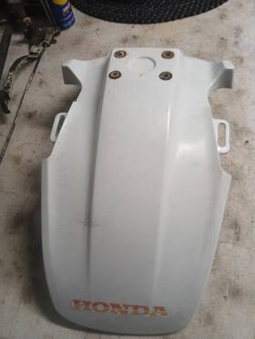 Honda 61100-hb7-0100 1986 Fat Cat Tr200 200 Oem Front Plastic Fender