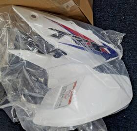 61100-hp1-a60za Honda Trx450r Trx450er Trx 450r 450er Ross White Right Front Fender 06-14