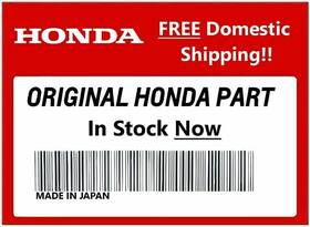 61104-435-000 Honda Genuine Side Cover Collar