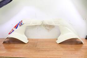 61200-hb9-000za Honda 1986 Trx250r Front Left And Right Fender - Pair