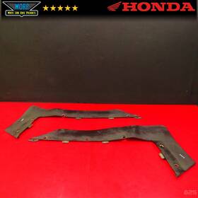 80116-vm5-000za Honda Genuine Oem 1987 Fourtrax 250 Trx250 Rear Fender Mud Flaps Guards 85-87