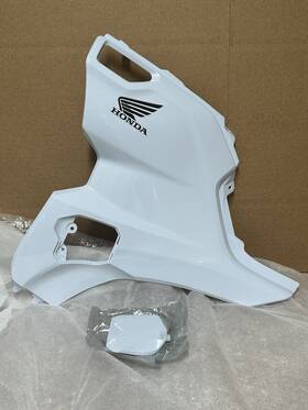83655-hr3-w10ze Honda 17-23 Rancher 420 Side Cover Panel Left White Fourtrax Oem Fastship