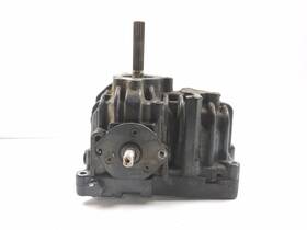 64b326354 John Deere 23 1025r Tractor Pto Transmission Output Shaft Case