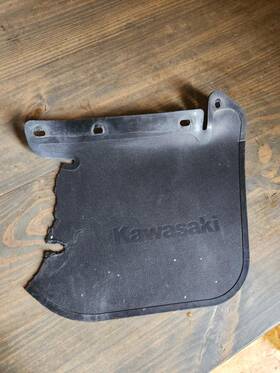 35019-1142 Kawasaki 1986 Bayou 185 Front Right Flap Cut