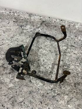 55020-s021-504 Kawasaki 2004 Kfx400 Left Footwell Mount Oem