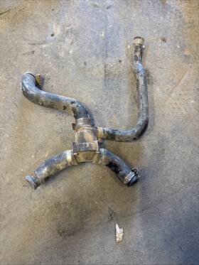 H-765 Ktm 2001 520 Thermostat With Housing Used Free Shipping