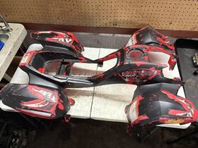 0454222-293 Polaris Used Oem 2007 Outlaw Predator 50 Body Cover Front And Rear Fender
