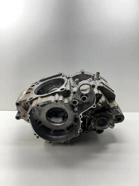 3089436 Polaris 2004 Predator 500 Oem Engine Cases Crankcase Set L R Motor