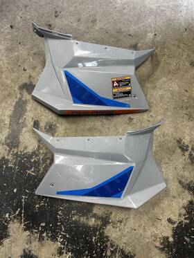 Polaris 5439326-927 Oem Left/right Rear Fenders 25 Scrambler 850 5439326-927/2637712-927
