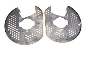 59230-09f10 Suzuki 00 Quadmaster 500 4x4 Front Brake Guard Covers Lta500f