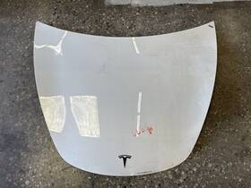 1081390-e0-c Tesla Model 3 Hood White 883