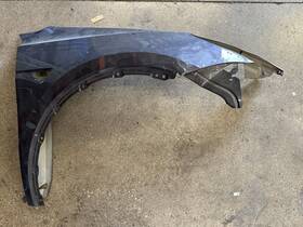 1493452-e0-b Tesla Model Y Right Fender Gray 1258