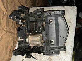 1hp-h212b-00 Yamaha 2012 Grizzly 700 4x4 Battery Box