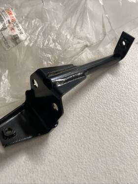 21613 Yamaha 10 Raptor Fender Stay Oem 5lp