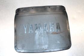 21v-21521-00-00 Yamaha 1985 Ytm200 Front Mudflap