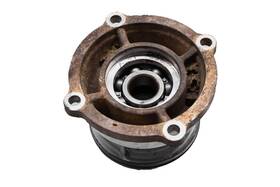 3b4-17551-00-00 Yamaha 08 Grizzly 700 4x4 Transmission Output Bearing Housing Yfm700f