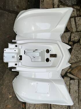 Yamaha 4d3-f1500-00 2009-2013 Raptor 90 Oem Rear Fender Plastic White 43d-f1611-00