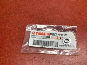90387-06009 Yamaha Nos Wr450f Yz450f Yz426f Yz250f Yz250 Fender Collar Qty 2