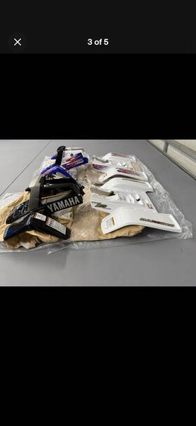 M241111a Yamaha 2002 Black And White Banshee 350 Full Plastic Kit